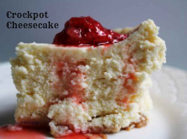 Cheesecake made in the slow cooker - A Pinch of Joy