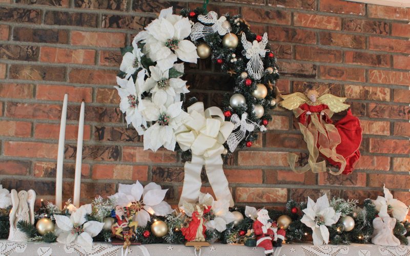 Mantel decor in red, white and gold -- Christmas Home -- A Pinch of Joy