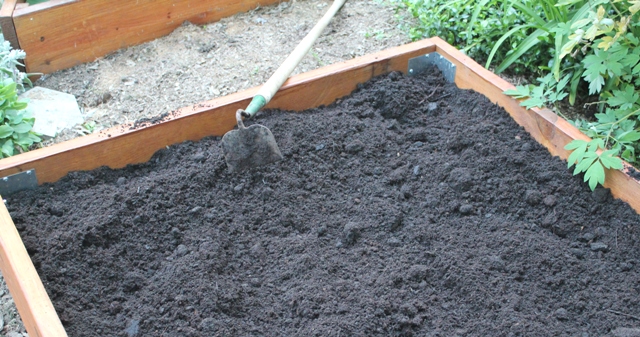 Raised Garden Bed Soil — A Few Bags More