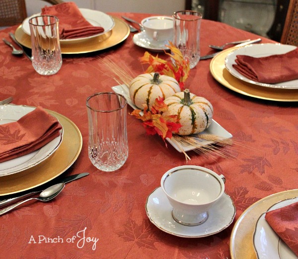 6Tablesetting