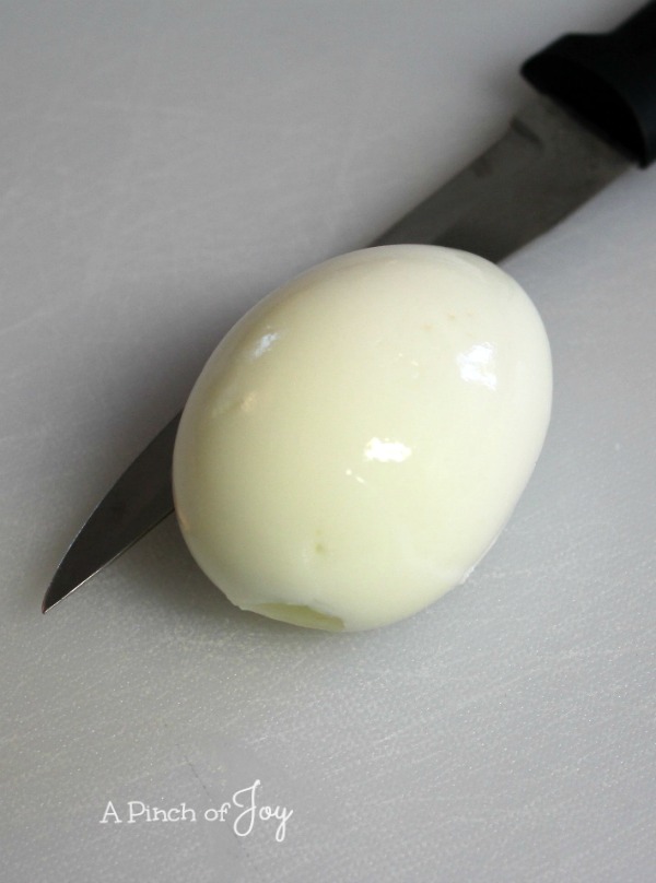 How to Make a Perfect Hard Boiled Egg in 6 Easy Steps -- A Pinch of Joy 