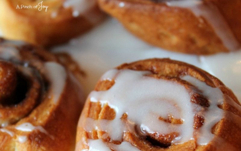 CinnaMini Rolls A Pinch of Joy #AirFryer