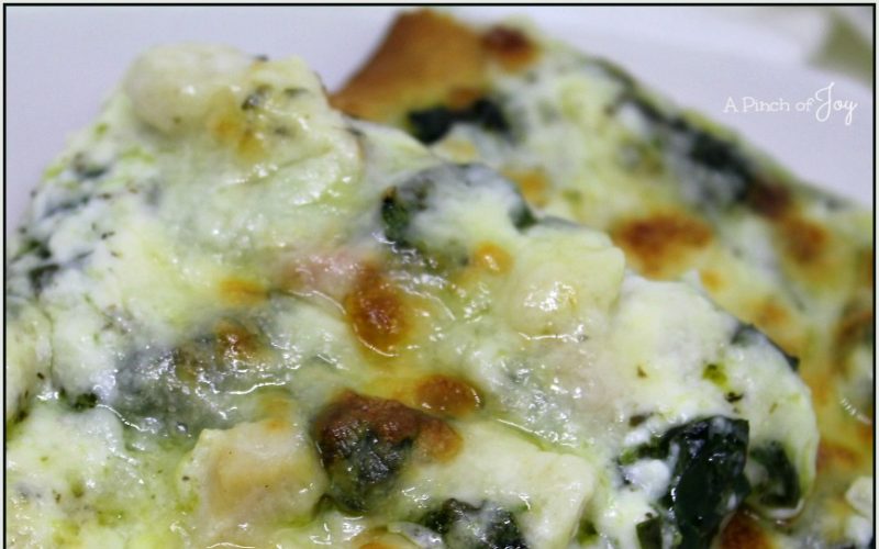 Garlic Chicken and Spinach Pizza -- A Pinch of Joy